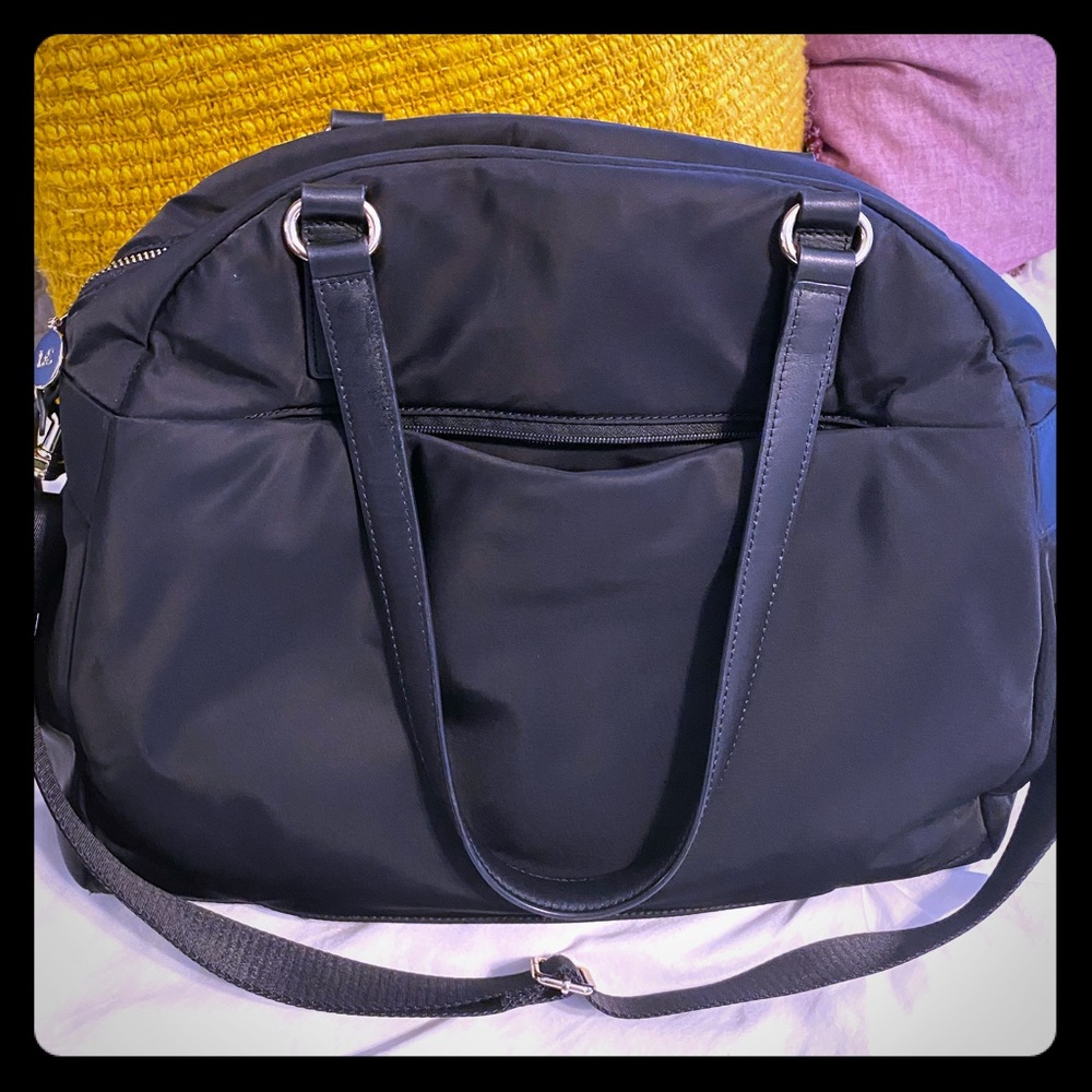 Lo & Sons OG Weekender- perfect for travel or work